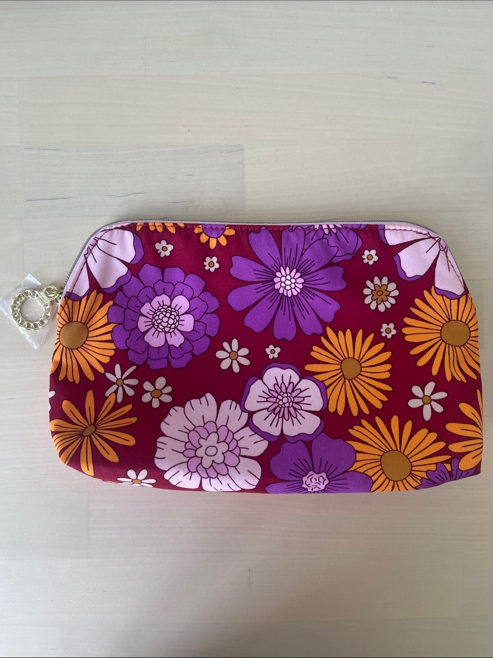 Brand New Estée Lauder Floral Make-up Bag / Zip Pouch - Pink & Purple Print